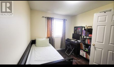 For Lease - 7155 Magistrate Terrace Unit# 81, Mississauga, Ontario - Photo 4