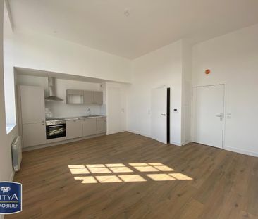 Location Appartement 3 pièces 79m² VALENCIENNES 59300 - Photo 1