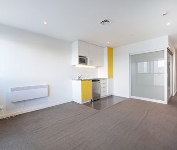 Modern One-Bedroom Apartment – The Orange City-Fringe Living - Photo 1