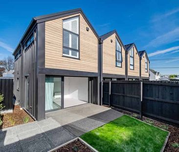 D/8 Champion Street, Edgeware, Christchurch - Photo 2