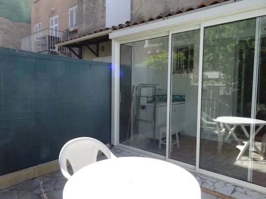 Studio 27 m² - 1 pièce - Hyères (83400) - Photo 1