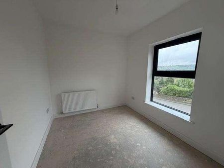 Kinder Close, Thornton, Bradford, BD13 - Photo 2