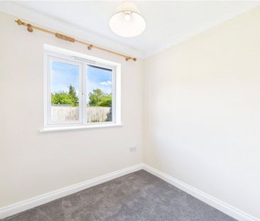Mitchell Close, Pamber Heath, Tadley, Hampshire, RG26 - Photo 2
