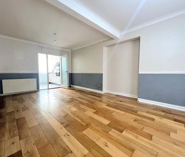 3 bedroom property to rent - Photo 1