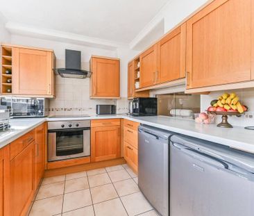 2 bedroom flat to rent - Photo 6