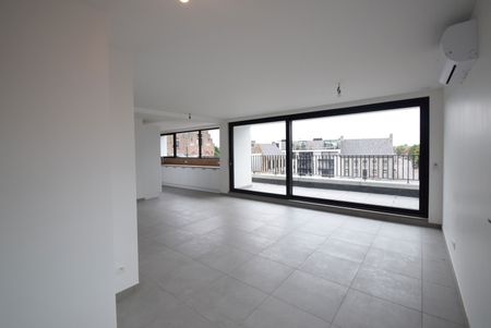 Ruim nieuwbouwappartement in Handzame met fraai uitzicht - Photo 2