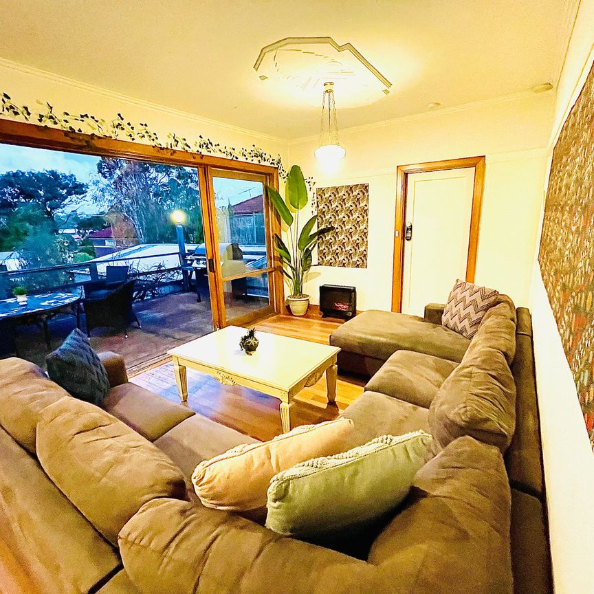 Camberwell - Photo 1