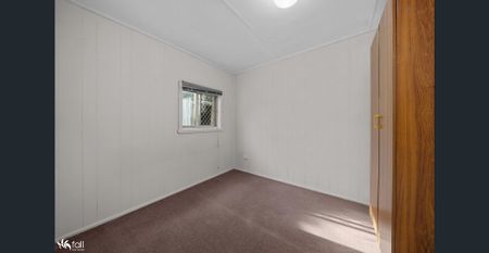 Newly Renovated 2 Bedroom Unit - Photo 2