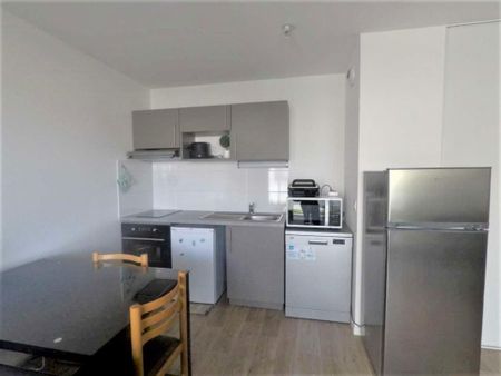 Location Appartement 2 pièces Meublé 39m² POITIERS 86000 - Photo 3