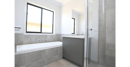 Spacious Family Home in the Sought-After Alwood Estate in Werribee - Photo 2