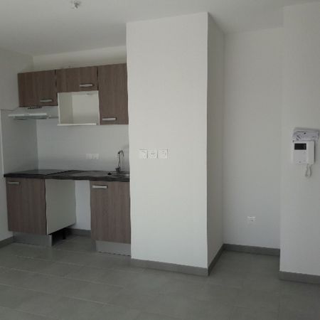 Location Appartement 3 pièces 59m² CASTANET TOLOSAN 31320 - Photo 2