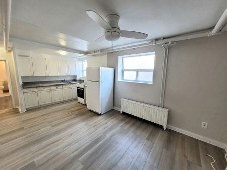 For Lease - 852 Broadview Avenue Unit# B1, Toronto, Ontario - Photo 2