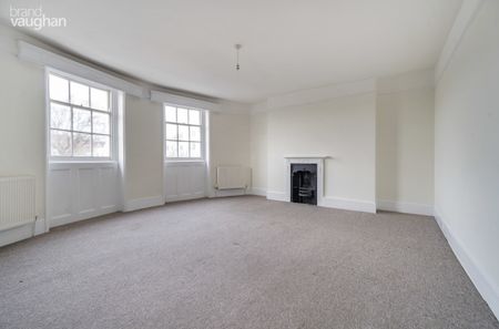 4 bedroom apartment to rent - Photo 2