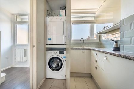 Room in a Shared Flat, Loughborough Street, SE11 - Photo 2