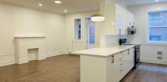 1 Bedroom - 5235 Chemin De La Côte Saint Luc, Montréal - Photo 2