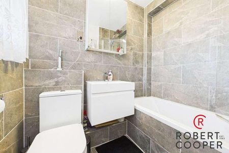 Eastcote Lane, Harrow, HA2 - Photo 4