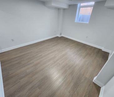 For Lease - 268 Bonnieglen Boulevard, Caledon, Ontario - Photo 6