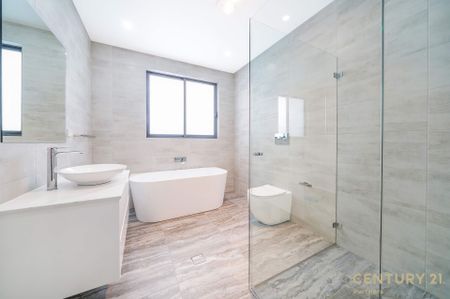 Comfortable Family Living - Photo 5