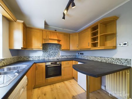 6 Gortland Mews, Belfast, BT5 7FQ - Photo 5