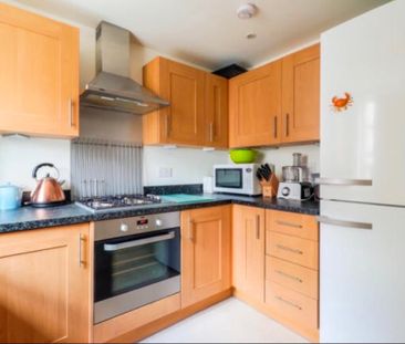 Room in a Shared House, Cotton Close, CR4 - Photo 6