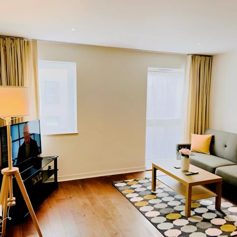 1 Bedroom Apartment - Photo 1