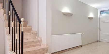 Rijwoning te huur in Ukkel voor € 3.950 met 5 slaapkamers - Foto 2