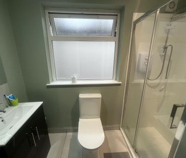 STUDENT ACCOMMODATION, 19 Stewarts Terrace, Derry/Londonderry, BT48... - Photo 6