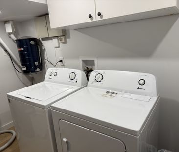 For Lease - 86 Roxborough Road, Newmarket, Ontario - Photo 5