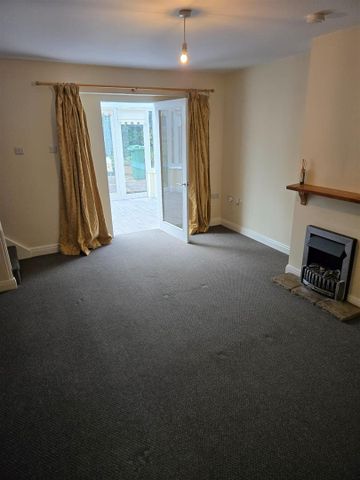 Lanceley Court, Malpas - Photo 3