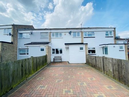 Lovell Gardens, IP25 6TX - Photo 4