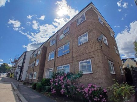 1 bedroom flat to rent - Photo 3