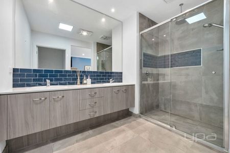 The Ultimate Family Upgrade - Photo 5