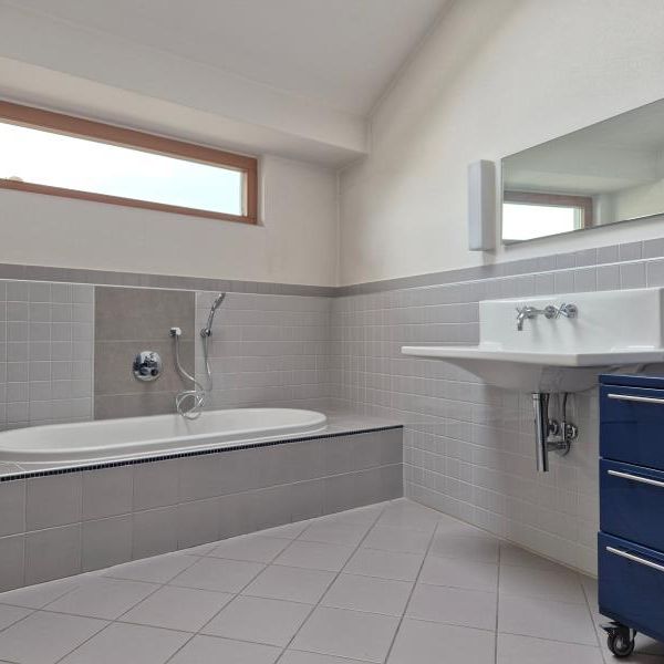 Designerpenthouse in der Museumstraße! 149 m² WNFL + Balkon + Dachterrasse, teilmöbliert, 4 Zimmer! - Photo 1