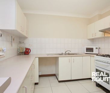 Lakeside Living - 2 Bedroom Apartment - Photo 2