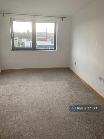 1 bedroom flat to rent - Photo 3