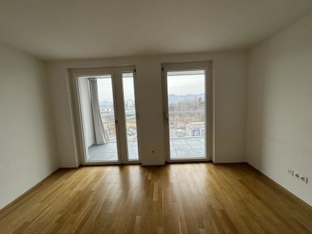 2 Zimmerwohnung mit großer verglaster Loggia - unbefristeter Mietvertrag - Photo 3