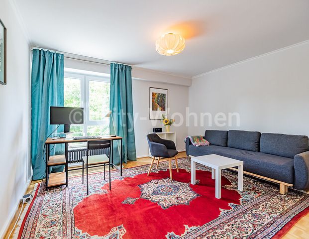 In 2024 sanierte 3 Zimmer Wohnung mit PKW Stellplatz und Balkon im grünen Hamburg-Farmsen - Photo 1