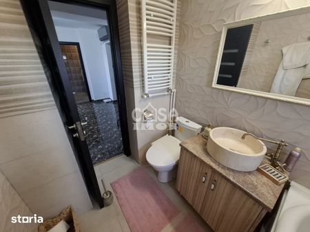 Inchiriere apartament 3 camere, modern, in Targoviste - Photo 5