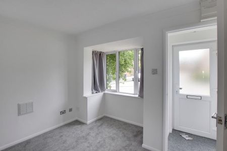 1 bedroom property to rent - Photo 2