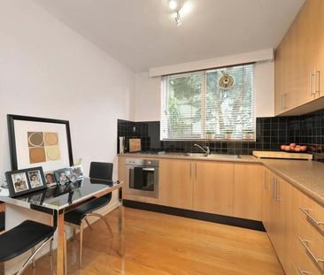 2/117 Victoria Road, Hawthorn East VIC 3123 - Apartment For Rent | ... - Photo 4