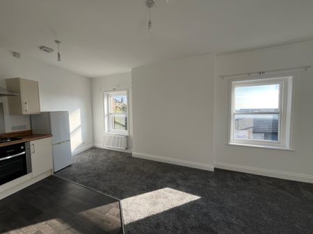 Market Place, Uttoxeter - Photo 3