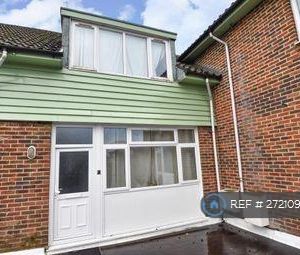 2 bedroom maisonette to rent - Photo 4