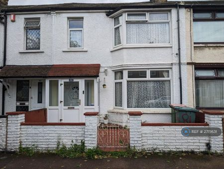 3 bedroom terraced house to rent - Photo 3