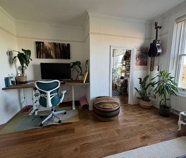 2 Bed Flat, Camden Road, NW1 - Photo 5