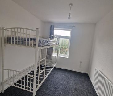 3 Bed Terraced House, Royston Close, NG2 - Photo 6