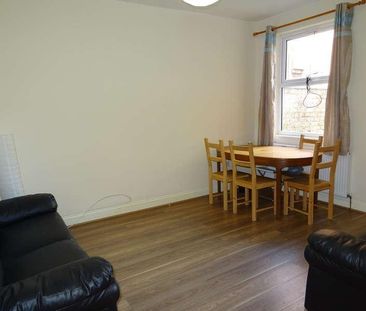 Kingsland Avenue, Earlsdon, Coventry, CV5 - Photo 1