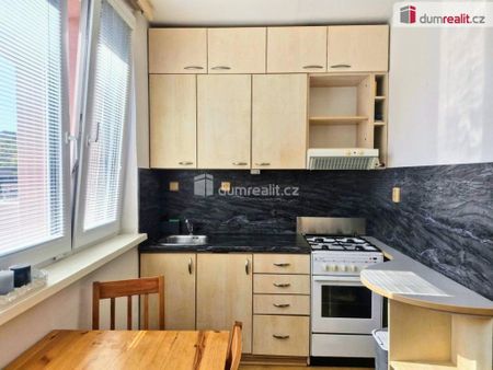Pronájem bytu 1+1 36 m2 - Fotografie 3