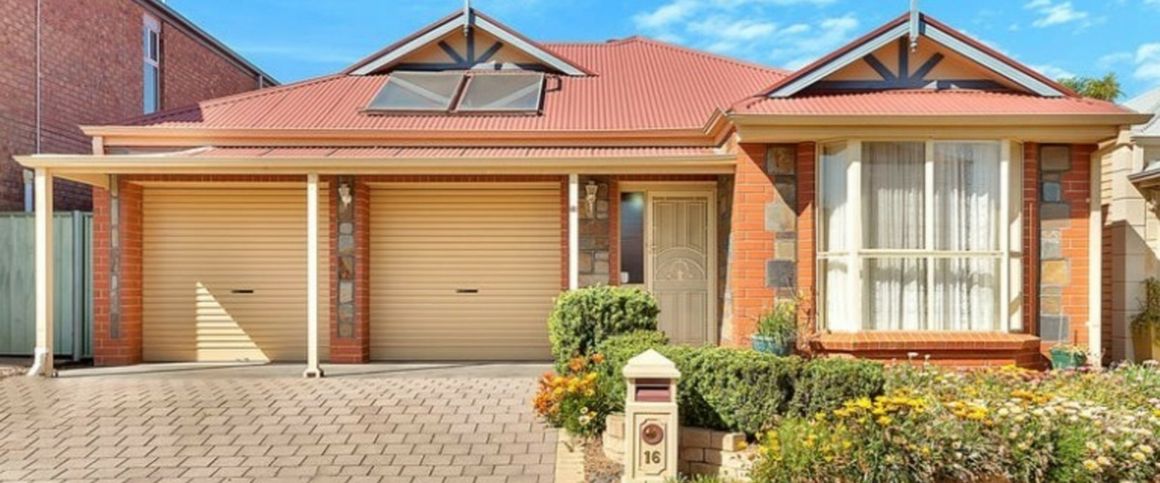 Spacious 4 Bedroom Family Home in Mawson Lakes - Photo 1