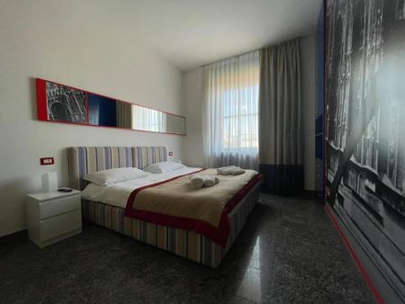 Via Manfredo Camperio, Milan, Lombardy 20122 - Photo 4