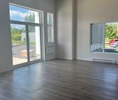 2 CH - 1 SDB - Terrebonne - $2,100 /mo - Photo 1